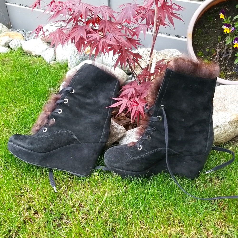 #7 _ Black boots